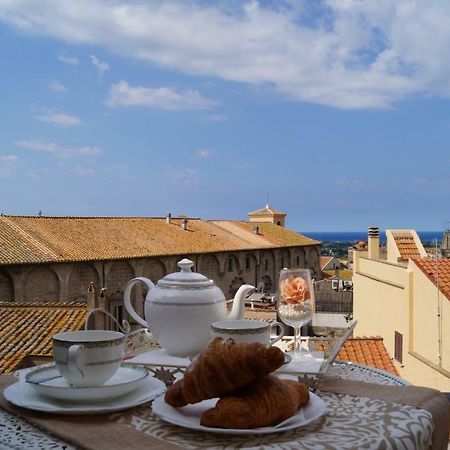Bed and Breakfast Le Torri Di Tarquinia Exterior foto