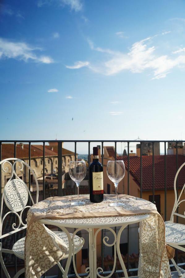 Bed and Breakfast Le Torri Di Tarquinia Exterior foto