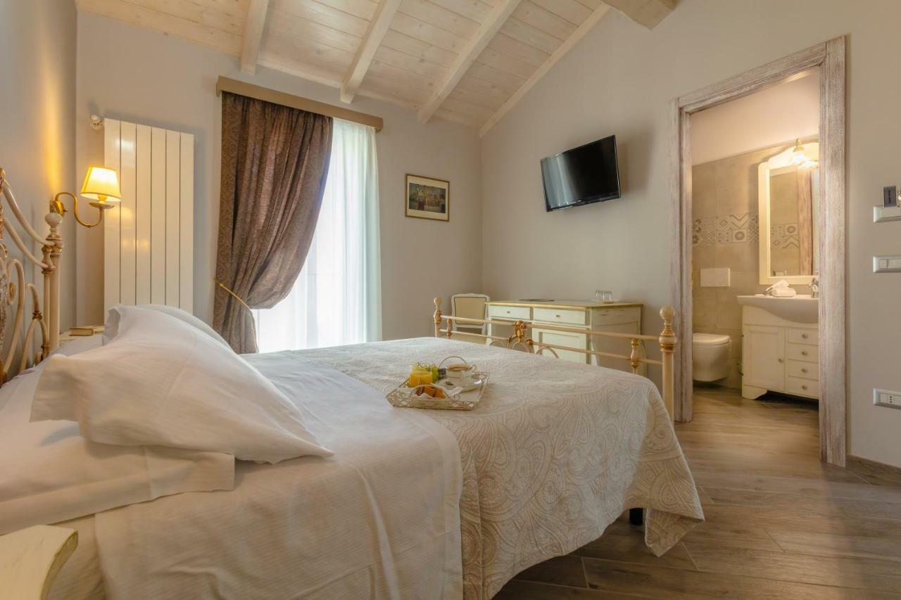 Bed and Breakfast Le Torri Di Tarquinia Exterior foto