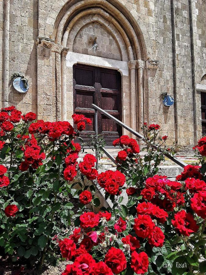 Bed and Breakfast Le Torri Di Tarquinia Exterior foto